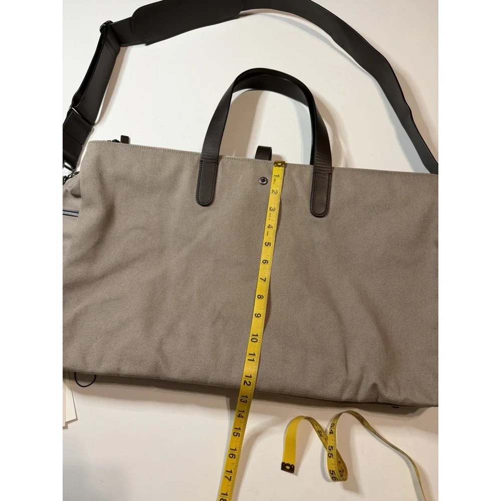 Cuyana Mens Triple Zipper Weekender Canvas/Leather Trim Travel Brown Bag
